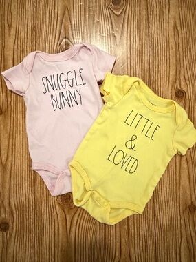 7/$20 Rae Dunn by Magenta 2-Piece One-Piece Onesies Cotton 0-3 Months